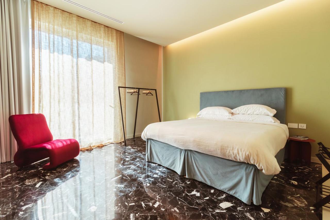 Mpiut - Housea Hotel Polignano a Mare Luaran gambar
