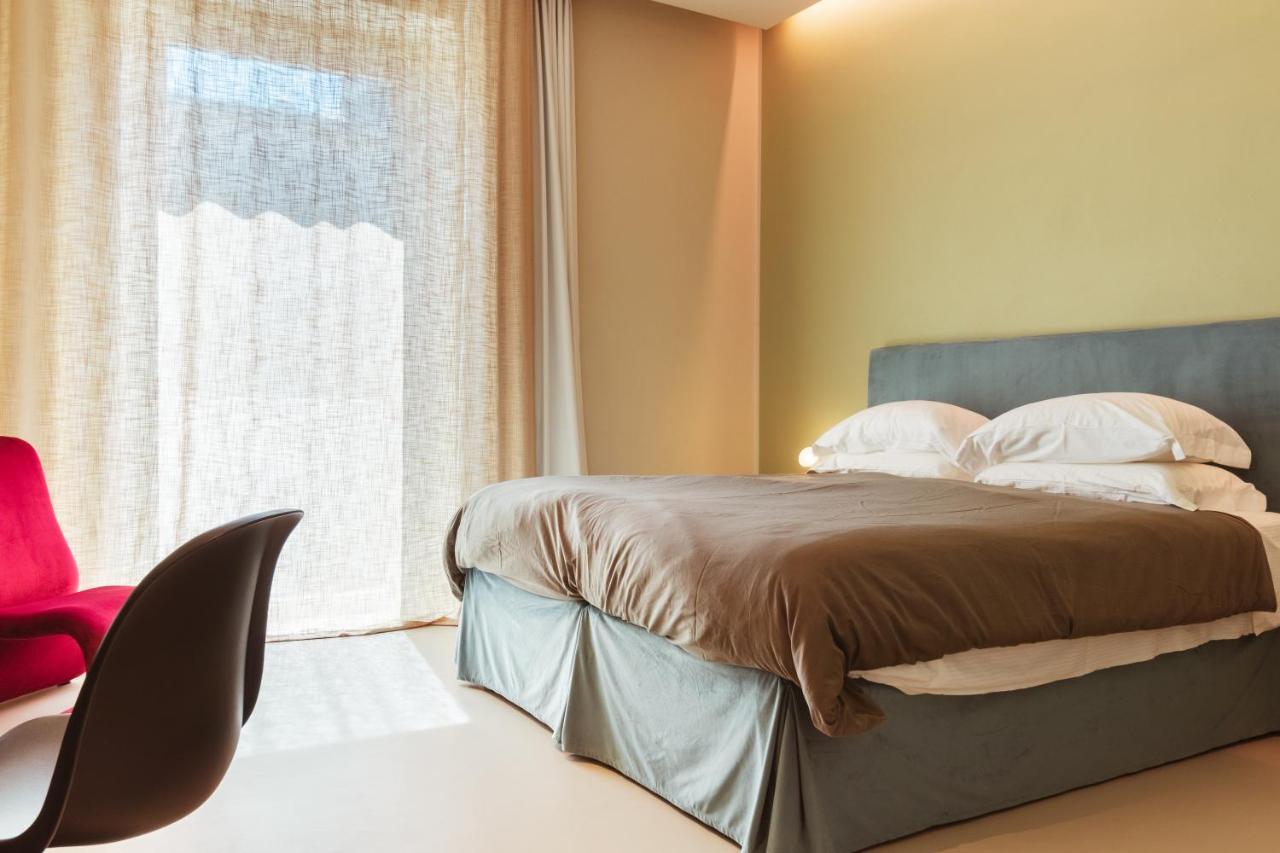 Mpiut - Housea Hotel Polignano a Mare Luaran gambar