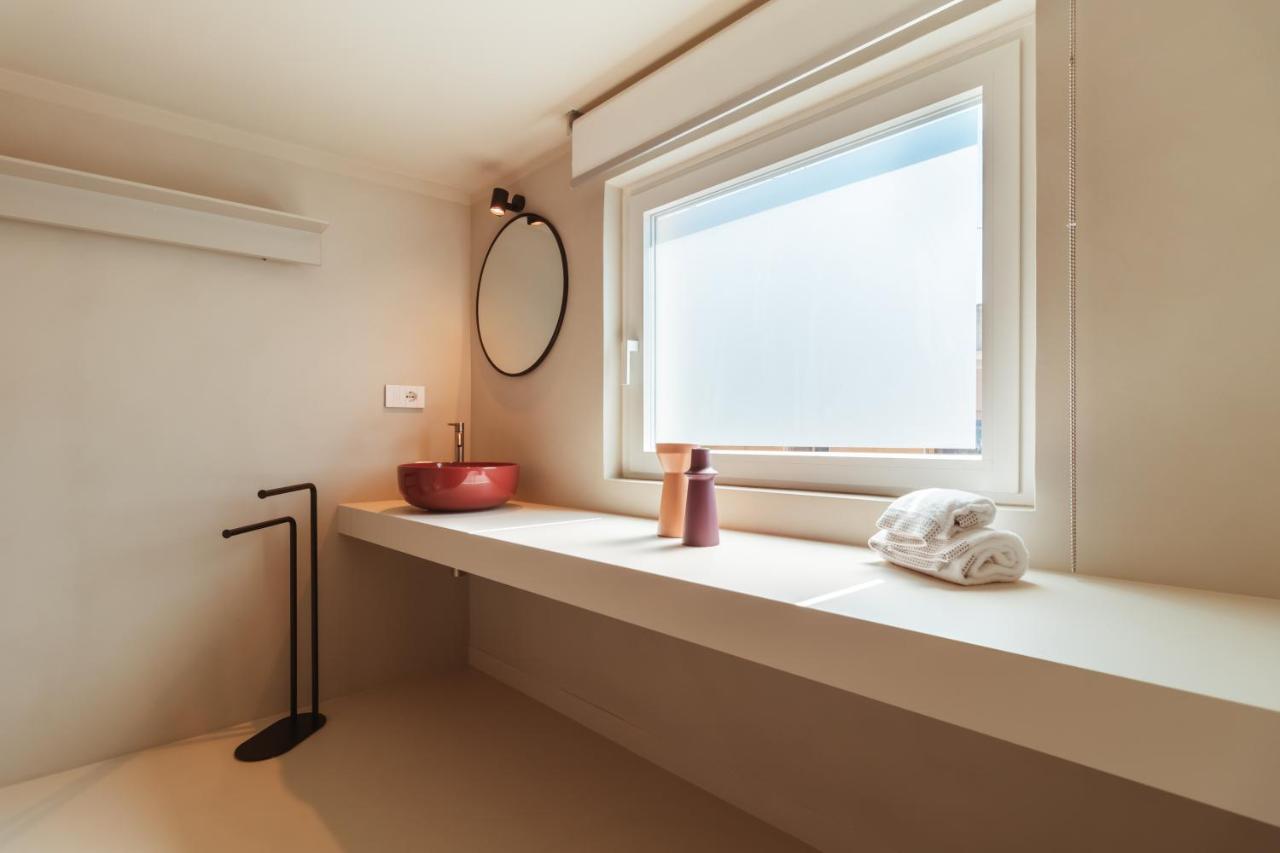 Mpiut - Housea Hotel Polignano a Mare Luaran gambar