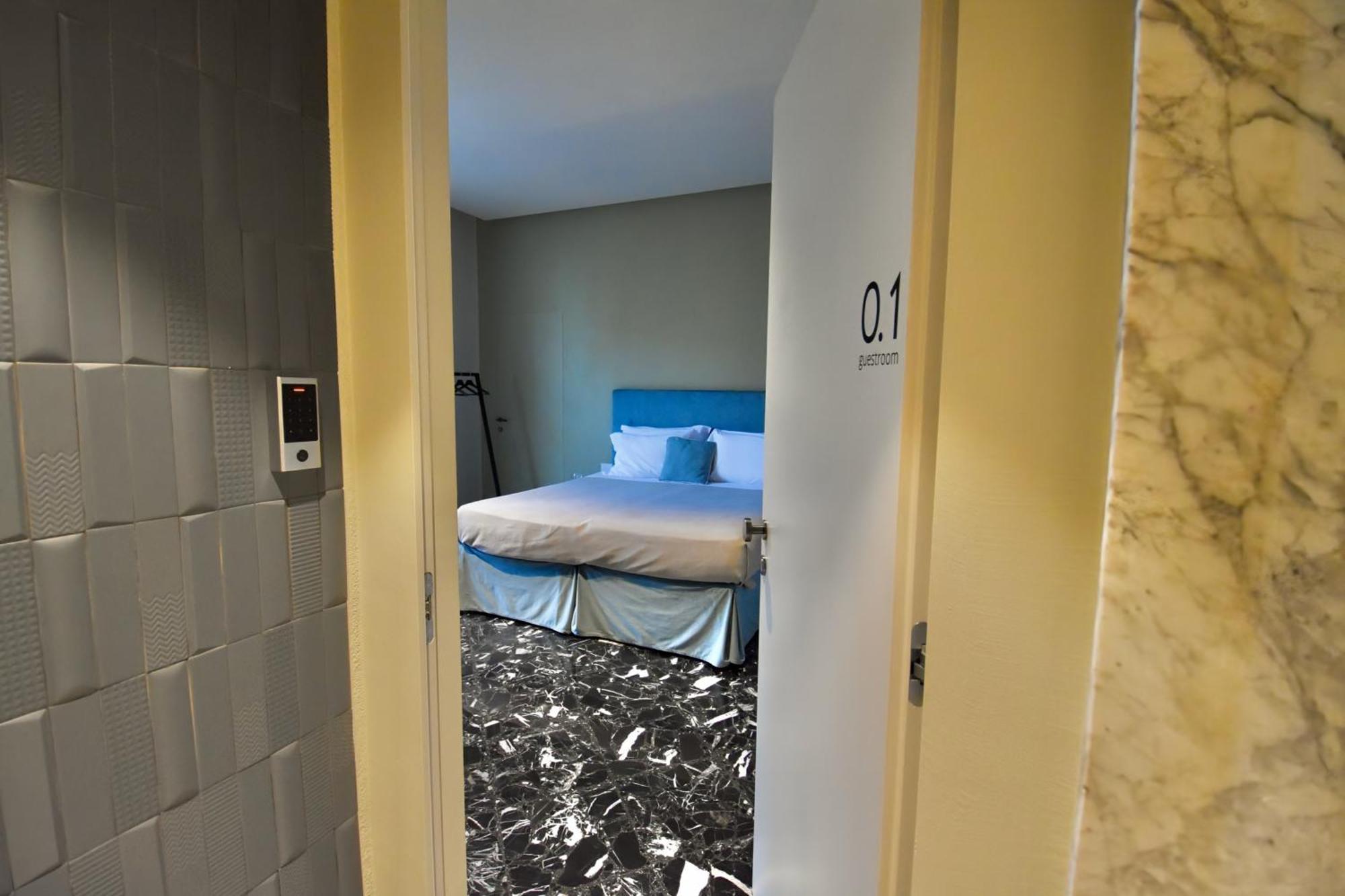 Mpiut - Housea Hotel Polignano a Mare Luaran gambar