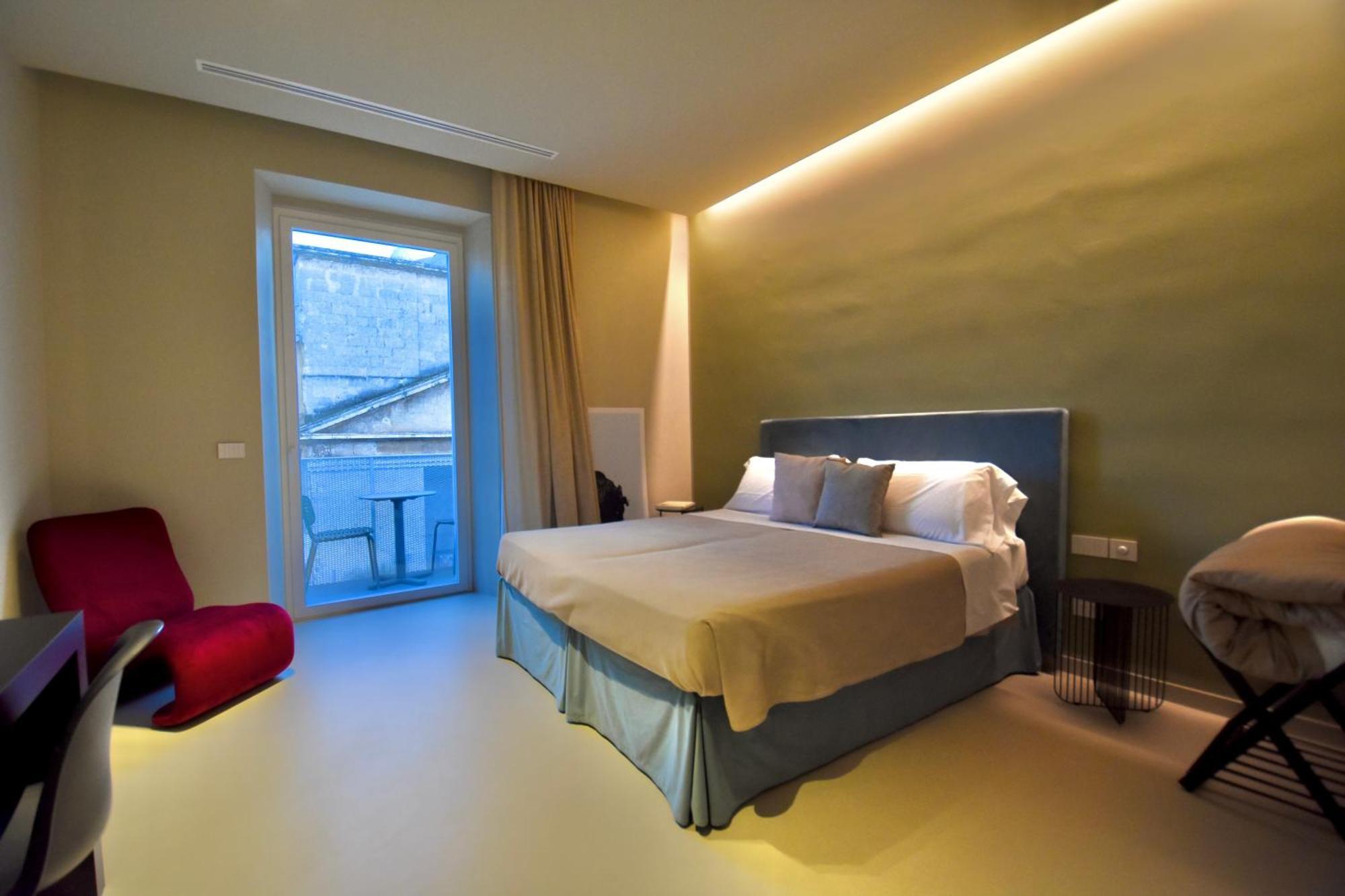 Mpiut - Housea Hotel Polignano a Mare Luaran gambar